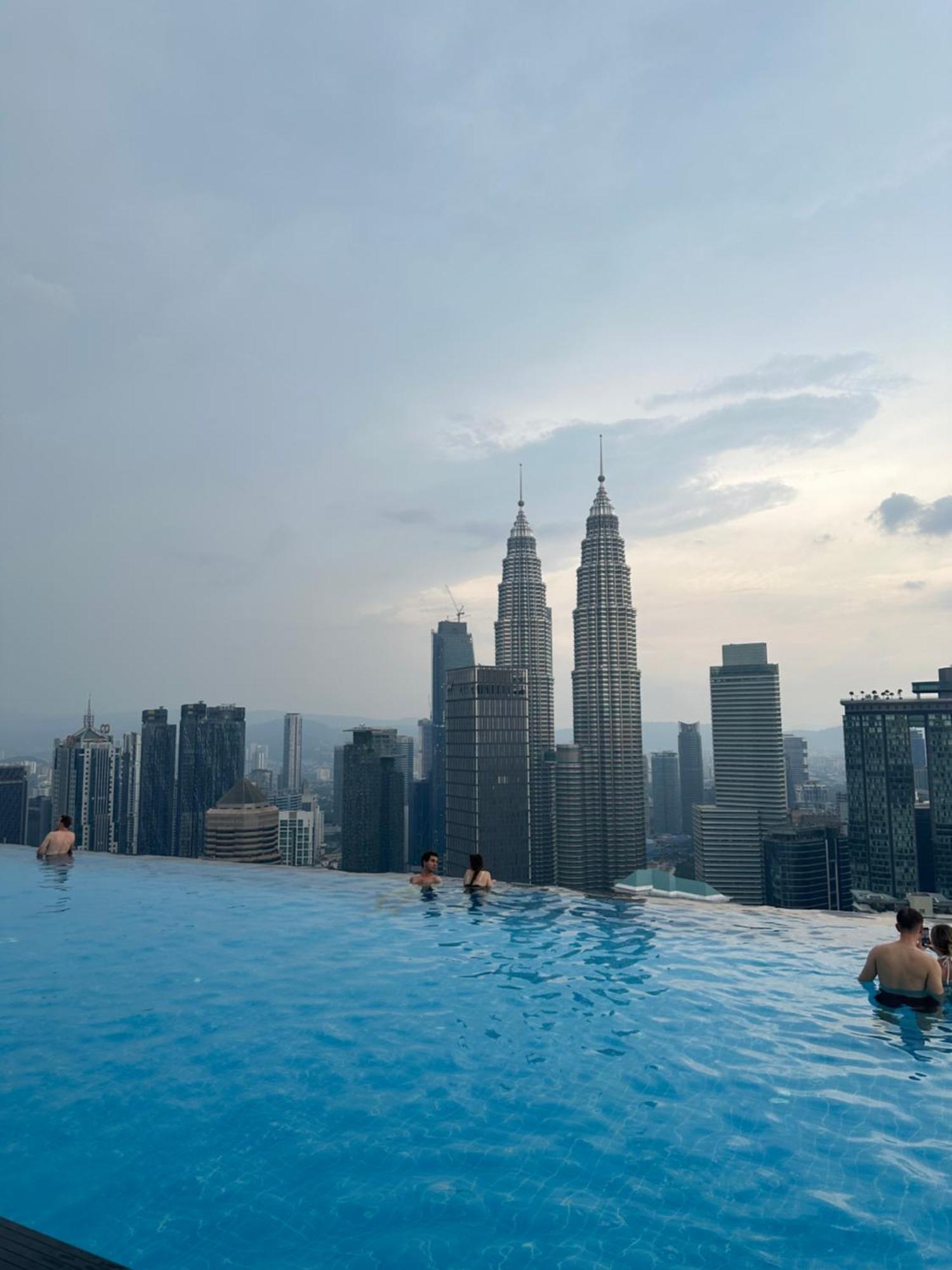 Platinum 2 Klcc By Bhs *
