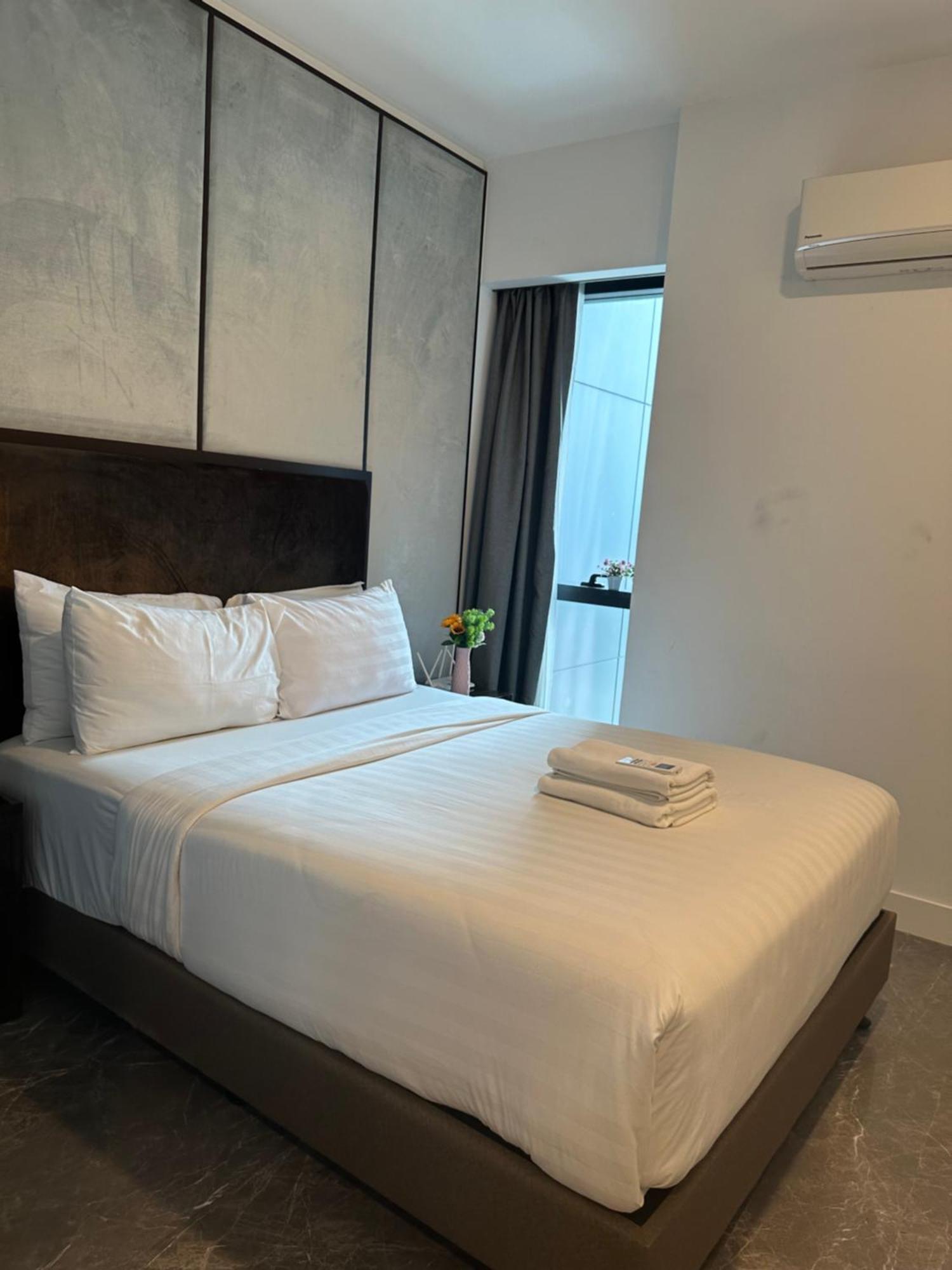 Pangsapuri Platinum 2 Klcc By Bhs